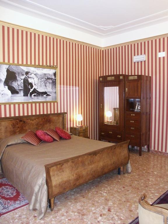 Bed & Breakfast Le Sorelle Lumiere *